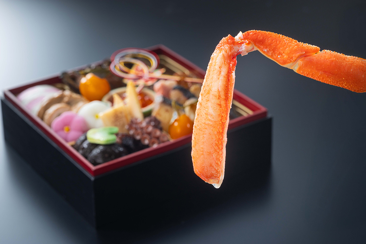 ボイルズワイガニ肩付脚4肩（約1.1㎏）お届け箱サイズ（約）：幅43.5cm×奥行24cm×高さ10.5cm